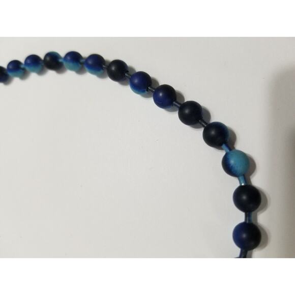 Fourteen inch blue ball bead necklace b99 - Picture 3 of 6